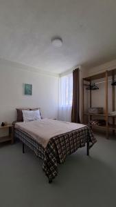 Apartamento completo en planta baja cerca del aeropuerto y del centro