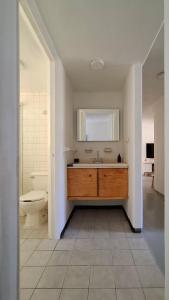 Apartamento completo en planta baja cerca del aeropuerto y del centro