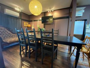 Private Rooftop 4BR Villa for12 - 4BR-2Bath-3Toilet-3min Stn