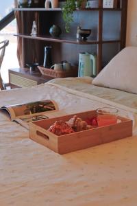 West Lake View Apartment, 5 minutes from Hanoi Old Quarter Street, Ba Dinh Square