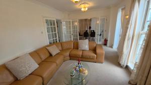 First Class Luxurious Apartment London Finchley