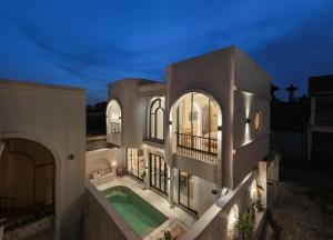 BRAND NEW Mediteranian Villa Juana Canggu