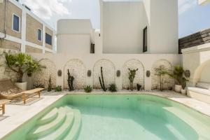 BRAND NEW Mediteranian Villa Juana Canggu