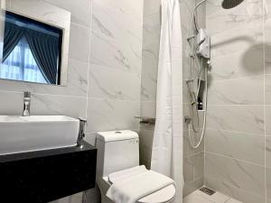 Aura Nest-Space Residency-KSL-2BR-Projector-4Pax