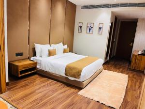 Kamay The Premium Hotel
