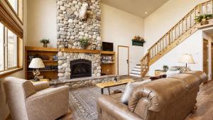 Spacious McCall Home Near Golf Course
