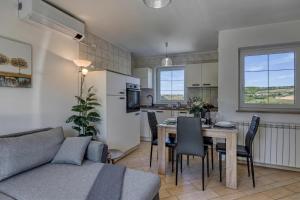Neda Apartment In Krasno Among Vineyard - Happy Rentals