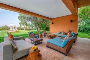 Villa De Luxe Sur Golf Avec Piscine - Al Maaden