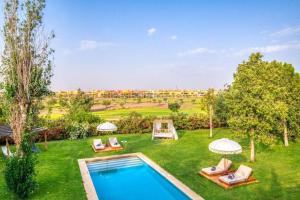 Villa De Luxe Sur Golf Avec Piscine - Al Maaden