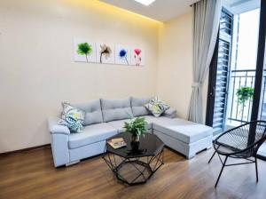 40 To Airport, Lux 2-Bedroom In City Center With Gym, Pool And Private Walking Lake