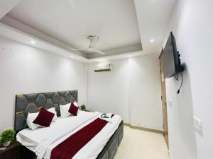 Hotel Fabulous - Nizamuddin Railway Station