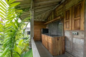 Anyon Heritage