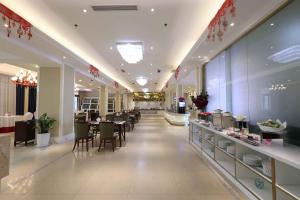 Ramada by Wyndham Sihanoukville Xinhaohui Palace