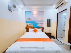 Azura hotel
