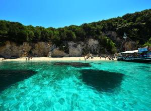 Petra & Thalassa Epirus Greece