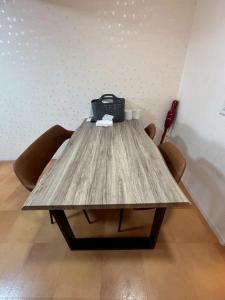 Next to kuromon market three double beds spacious apt