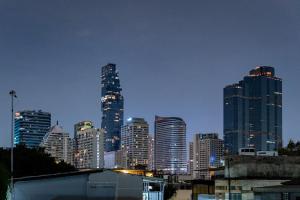 Wonderful Private Home in Sathorn City Center near Siam