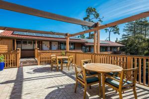 Clarion Collection Carmel Oaks Inn