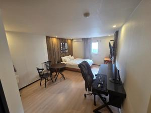 Mc9Hotel