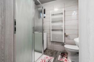 Apartment Lev with Terrace and 2 Bedrooms