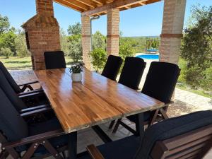 Villa Stone Pearl with heated swimming pool
