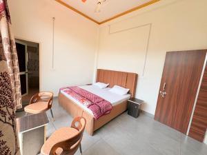 ShantiKunj Homestay & Waterfall Mornihills