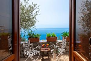 Casa Allegra, peaceful poolside escape
