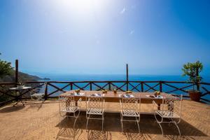 Casa Allegra, peaceful poolside escape