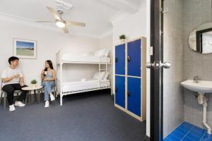 London Gate Backpackers Hostel