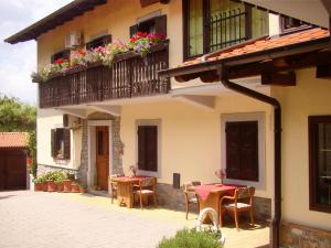 Turistična kmetija pri Friščevih