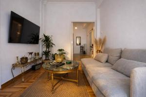 Artistic Retreat in Athens heart