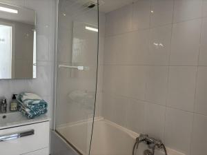 Argia - Large beach, city center, swimming pool-