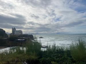 Argia - Large beach, city center, swimming pool-