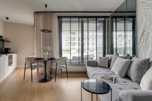 Gdynia Portova Modern Suite & Parking by Downtown Apartments
