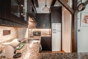 Cathedral Square 2 Bedroom Apartment by Reside Baltic