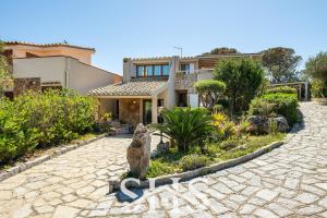 Blue Art Retreat Cala Caterina and Santo Stefano beach