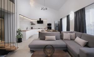 G-Ammos 5 Star Villa by elite