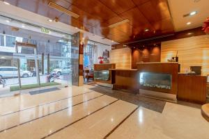 Hotel Aura - 05 Mins from New Delhi Railway Station & Connaught Place