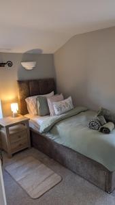 Shires Barn - with hot tub and views in Devon