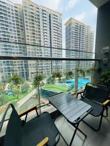2 Bedrooms Glory Heights Vinhomes Grand Park