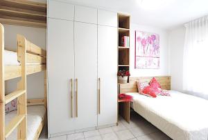 Appartamenti Bella Venezia, with balcony overlooking the pedestrian shopping area, and the beach within walking distance
