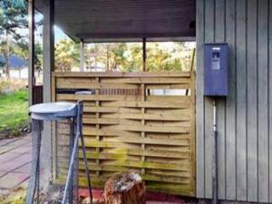 6 person holiday home in Rødby