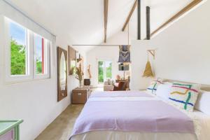 Cozy Countryside Studio