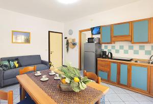 Appartamenti Bussola, with a family bedroom sleeping, located in the pedestrian and shopping area, near the beach