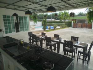 Luna Villas Khanom 4 Bedroom Pool Villa