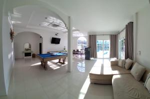 Luna Villas Khanom 4 Bedroom Pool Villa