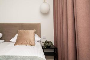 Rosé Premium Apartment Parking AC Balcony