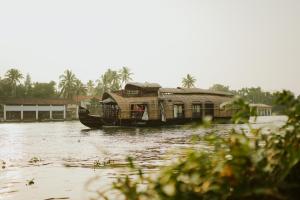 Alleppey Backwater Resort