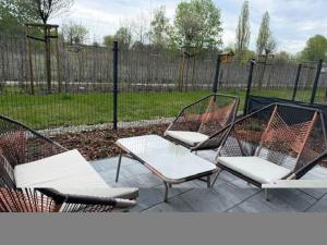 Relaxing Apartment with Parking close to Beach and City