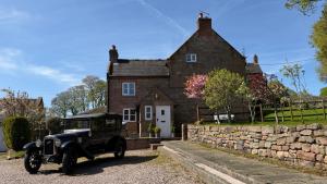Beautiful 3 Bed Near Alton Towers, Polar Bears, Peak District